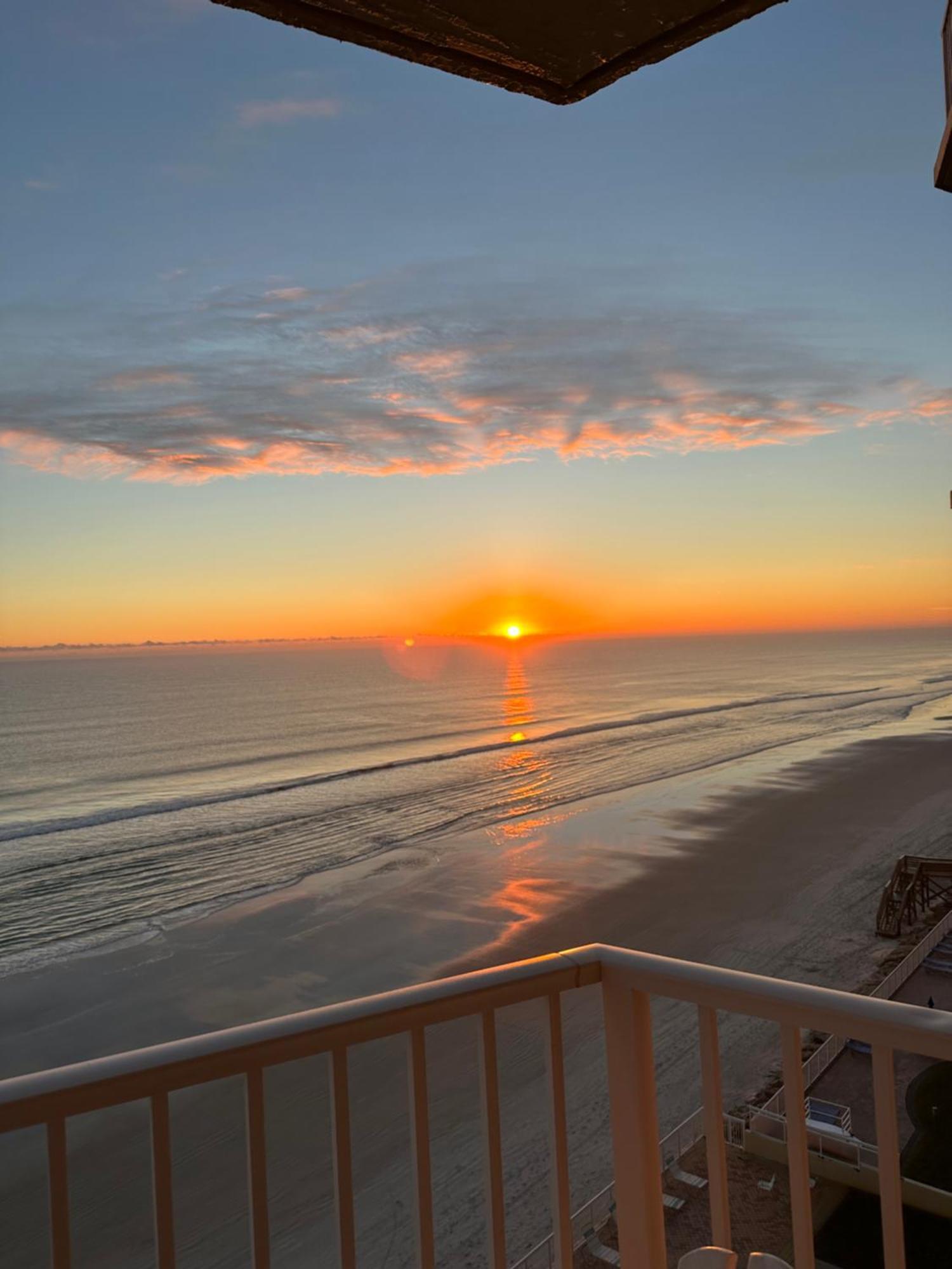 Daytona Beach Shores Ocean Front Balcony 2Beds 2Ba King Ste And 2Queens - Shores Club 805 Eksteriør bilde